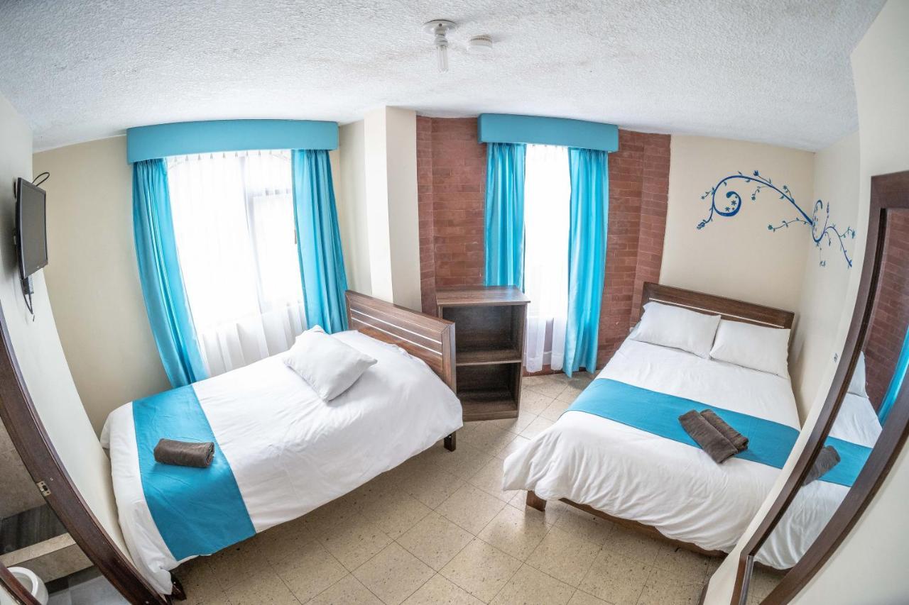 Hotel Tungurahua Baños Esterno foto