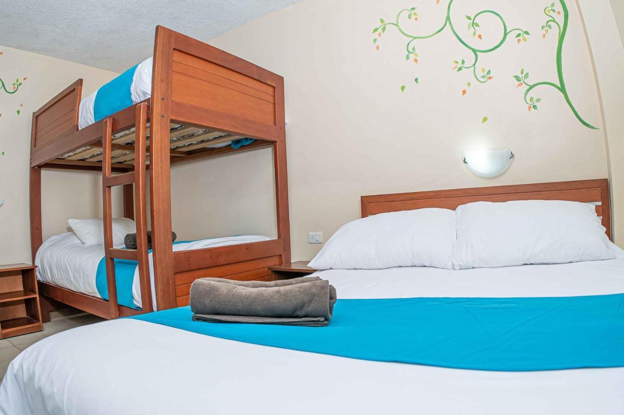Hotel Tungurahua Baños Esterno foto