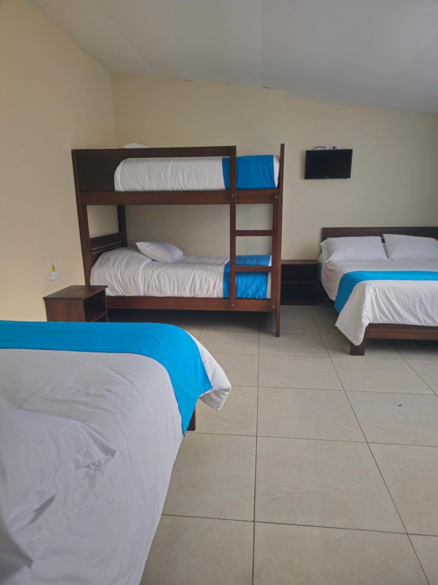 Hotel Tungurahua Baños Esterno foto