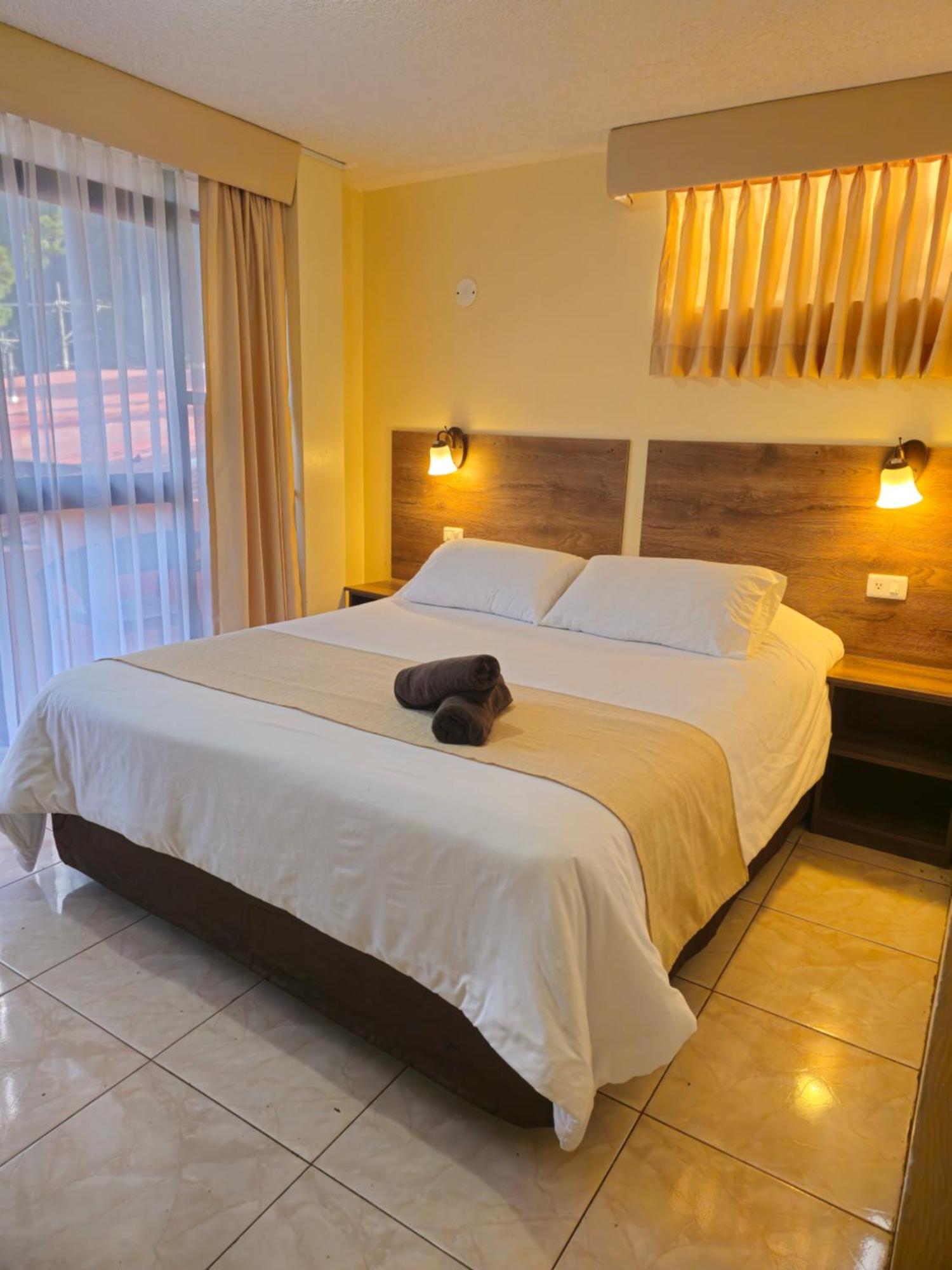 Hotel Tungurahua Baños Esterno foto
